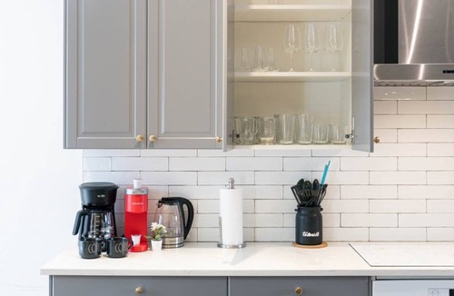 Olde Kensington House | Modern Townhome 15 - Free Parking - Hosted Stay Rafa