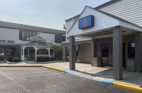 Newark Hotel | Motel 6-Newark, DE