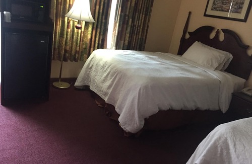 Historic Downtown Bedford Hotel | Motel Townhouse
