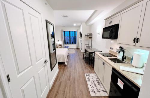 Vernon Apartment | Mountain Creek Resort at Appalachian Hotel - Pool & Hot Tub