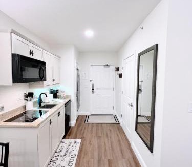 Vernon Apartment | Mountain Creek Resort at Appalachian Hotel - Pool & Hot Tub