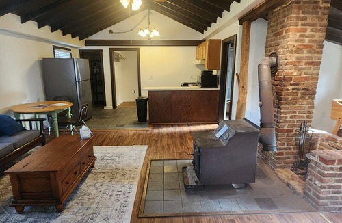 Thurmont Cabin | Mountain Laurel Cabin at Hunting Creek Hideaway
