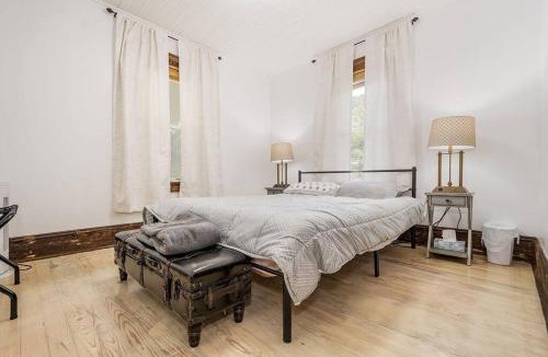 Rowlesburg House | Mountain Serene Views and Creek-side Charm - Pet friendly