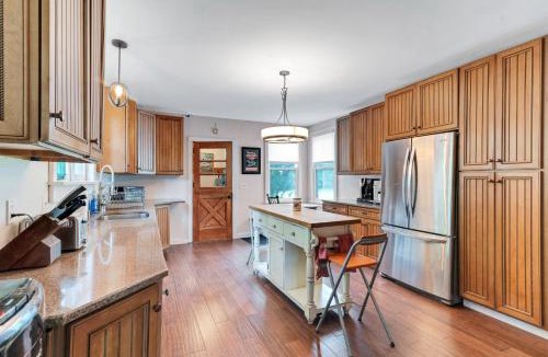 Napanoch House | Mountain View Victorian with Convenient Location and Lots of Space tp Play farmhouse
