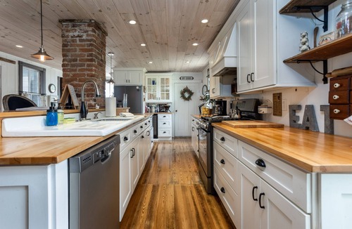 Stanley Other | Mountain View’s and near Luray . 360 degrees views of the Blue Ridge. WOW!