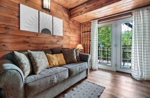 Pittman Center House | Mountain views,King Beds, Pet Friendly, Private retreat