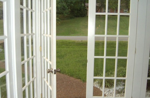 Glengarry House | Musician's Haven in Music City - 7 miles to downtown - off-street parking