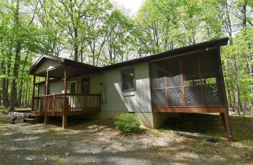Great Cacapon House | Namba Cabin - Pet Friendly, River Access, Grill, Wifi, Deck, Screen Porch, Family Friendly