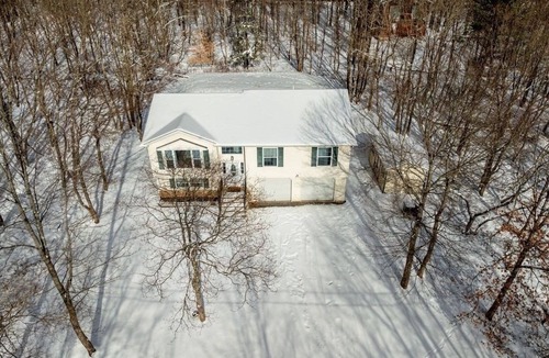 Mount Pocahontas House | Natures Hideaway Skiing Lakes Paintball