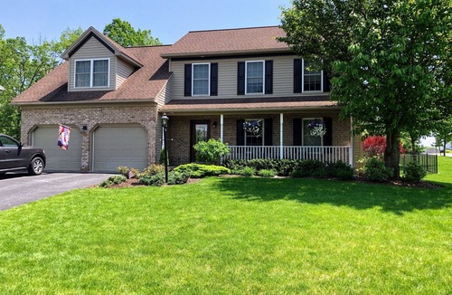 Port Matilda House | New 4-bedroom house in Port Matilda, WiFi, AC, close to town & Beaver stadium
