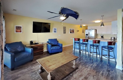 Put-in-Bay Condo | New - 4 BR Put-in-bay Waterfront Condo-All the Comforts of Home- 10 ppl -C211