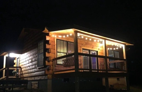 Damascus Cabin | NEW! COZY 4 Guest Cabin in Damascus! NO PET FEE!