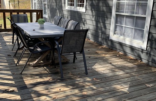 Nelsonville House | New for FALL 2022! The Foundry 15 minutes from Hocking Hills or Ohio University.