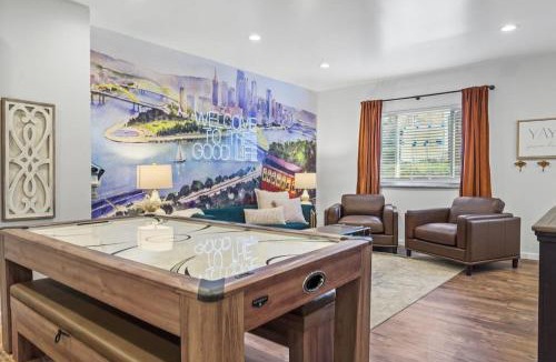 South Oakland House | NEW Gorgeous 4bd near universities Hot tub Games