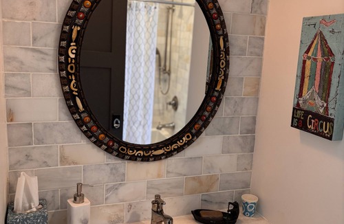 New Hope House | New Hope Zen. 3rd floor 1 bedroom w/private bath. No private entrance .