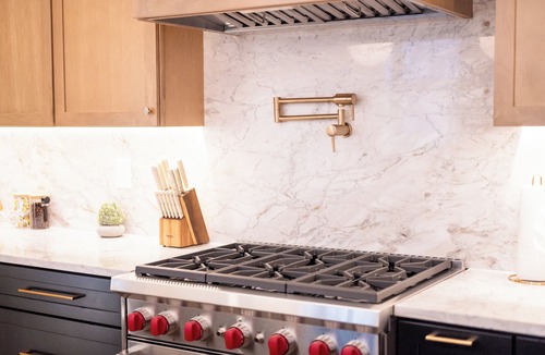 H Street Corridor House | NEW! LUX 4BR + [Rooftop, Parking, Metro]