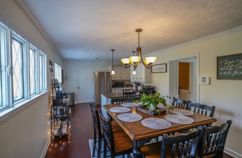 Summerlee House | New River Gorge Oasis-Hot Tub- Game Room- Fire pit- Good Vibes