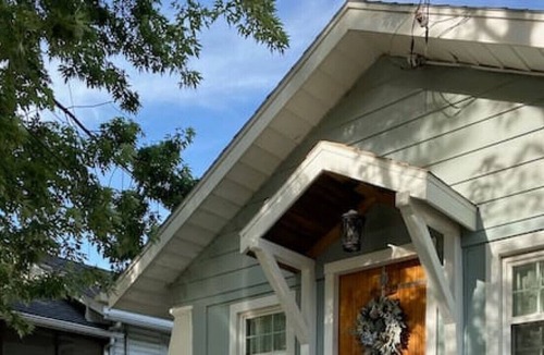 Barberton House | NEW: Romantic west side cottage