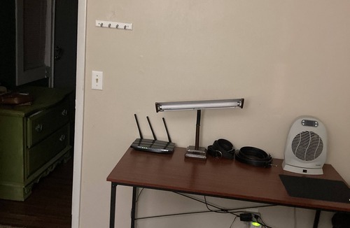 Prestonsburg Apartment | New to the area? Stop by and see the most recent bachelor pad on the scene