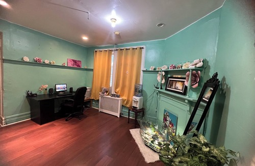 Newark Apartment | Newark's Art Deco 1-bdrm Oasis
