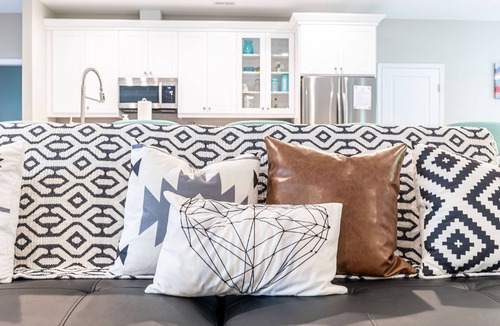 Reservoir House | Newly built 5 Bedroom Rancher with 2 master's and a big yard with playground
