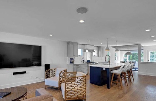 Spring Lake Heights House | Newly Renovated 4BR Cape Cod Beach House w/New Pool + 5 Beach Passes