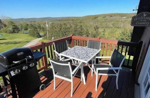 Newfield House | *Newly renovated* guesthouse with beautiful views