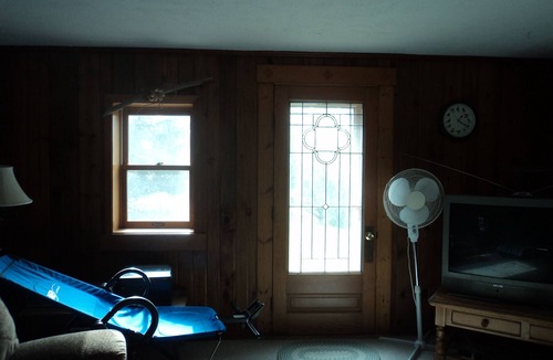 Petersburg House | NICE COUNTRY HOME THAT IS IN A PEACEFUL SURROUNDING THAT HAS PLENTY OF RELAXATIO