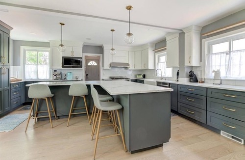 Orange House | NJ Suburban Retreat - Direct train to NYC - Train station half a mile walk!