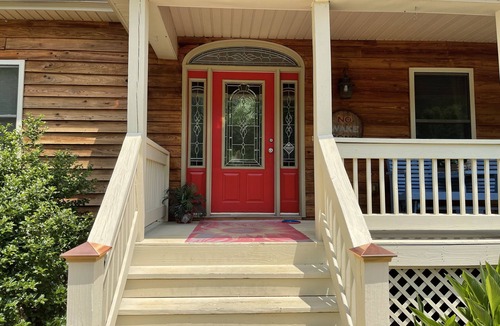 Sloans Valley House | 'No Wake Zone' is Lakefront and close to the boat ramp