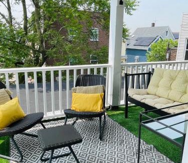 Schuylerville Apartment | NY3182-9 Private Office w Double SofaBed Keypad