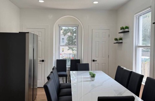 Passaic House | NYC Chic Passaic Stay
