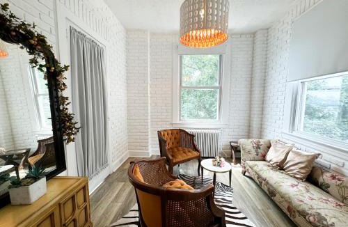 Weehawken Apartment | NYC views Spacious 3 bedroom apartment