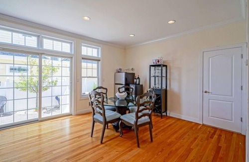 Normandy Beach House | Ocean Block 6 Bedrooms 5 Bathrooms Silver Beach