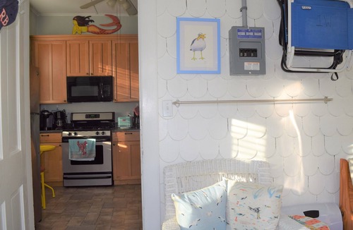 South Rehoboth Condo | OCEAN BLOCK Downtown Rehoboth Beach 2BR Condo Sleeps 6