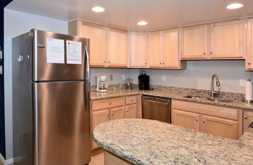 Rehoboth Beach Condo | Ocean Block! Sleeps 8 Elevator Building and Rear Balcony