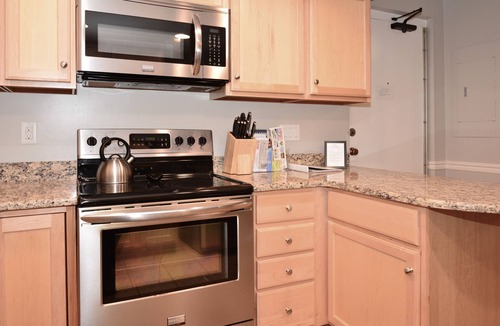 Rehoboth Beach Condo | Ocean Block! Sleeps 8 Elevator Building and Rear Balcony