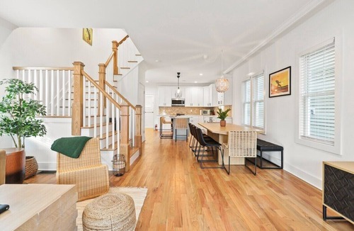 Ocean Grove House | Ocean Grove Gem- Beach-Movies-Arcade near Asbury!