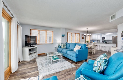 Nags Head Condo | Oceanfront Nags Head condo! Beautifully appointed with community pool!