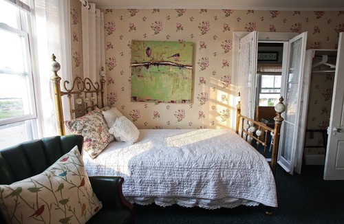 Ocean Grove House | OCEANFRONT,OCEAN VIEWS 😎 2 BR SUITE nAugust Weeks Available