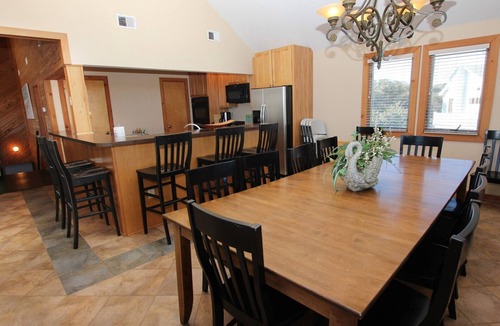 Tuckahoe House | Oceanside, 5 BRs, Pool, Hot Tub, Close to Beach Access, T10, Surf N Duck