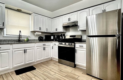 Ironbound District Apartment | October Discount 100 Dollars Off! NYC, JFK, EWR, Newark, Times Square