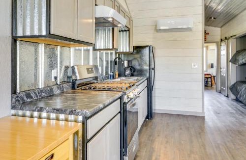 Philippi House | On-Site Fishing and Hiking Philippi Ranch House