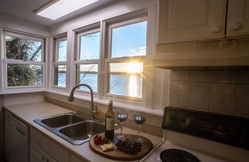 Bensalem House | On the River in beautiful Bucks County-near large wedding venues &historic sites