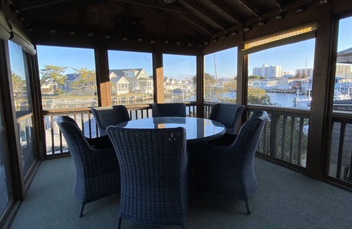 Montego Bay House | On The Water * Private Dock * Sunset Porch Views