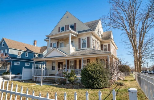 Long Branch Apartment | One Bed Retreat in Long Branch