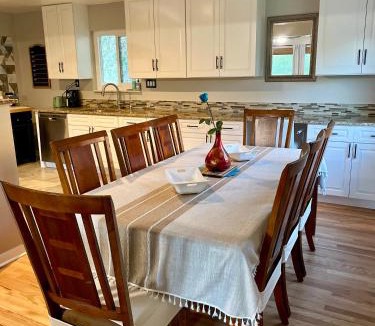 Colorado Springs Apartment | One Blue Rose