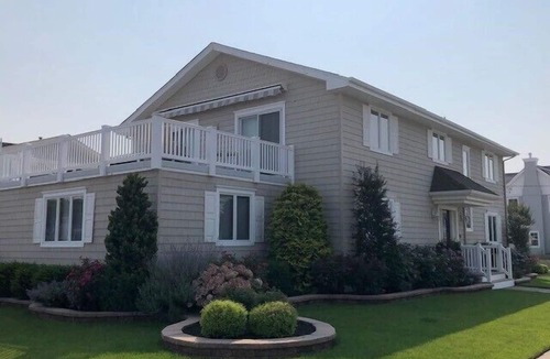 Stone Harbor House | One short block to 120th St Beach in SH - 7 Bedrooms and 5 Full Baths!