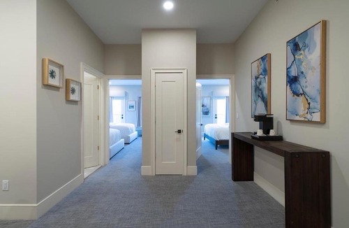 Goshen Hotel | Orange Inn Boutique Hotel