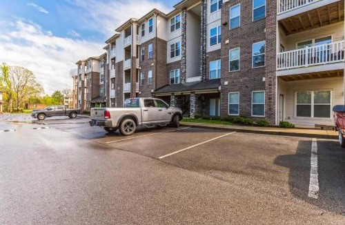 Farragut Apartment | Overlook 6301 Knoxville's Ultimate Urban Escape